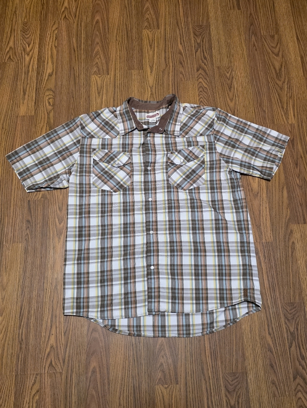 Quiksilver Mens L Pearl Snap Western Shirt Plaid Short Sleeve Cowboy Style Rodeo
